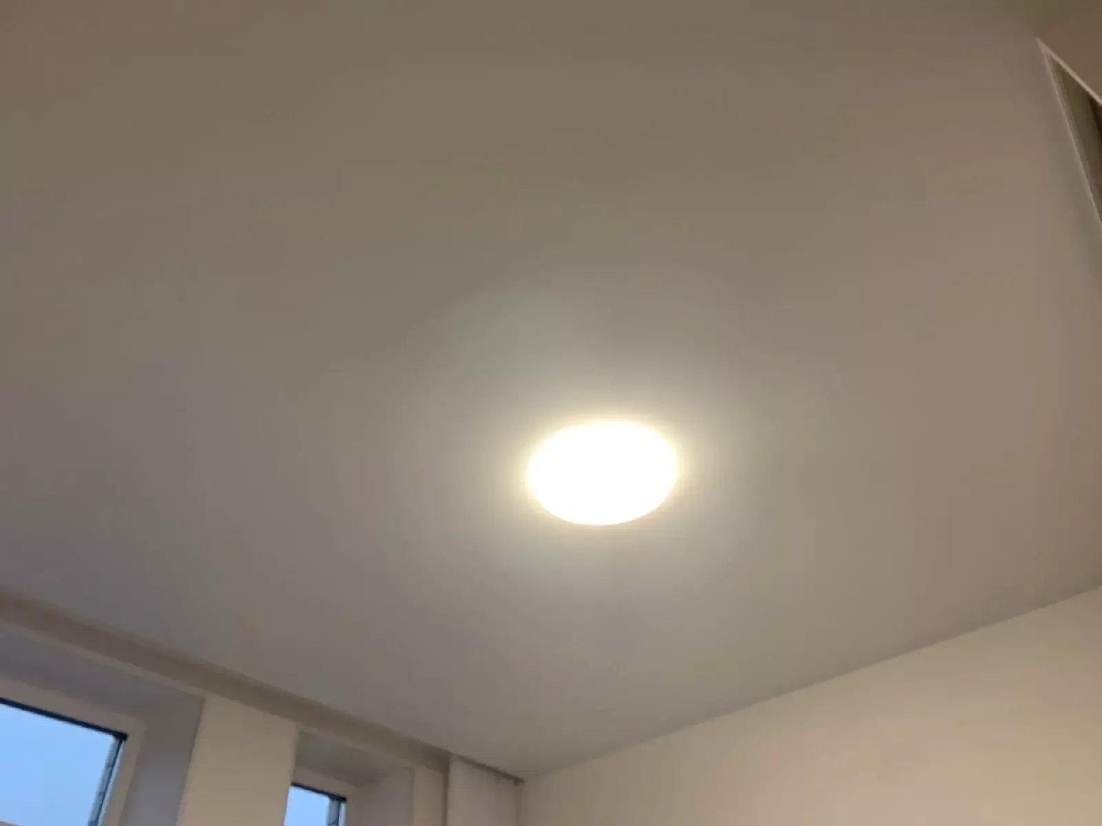 Натяжной потолок ПВХ в спальню — Сыктывкар, Коммунистическая улица, 37, фото 2
